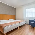Adelle Aparthotel