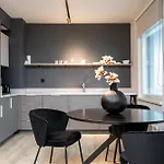 Aparthotel Adelle