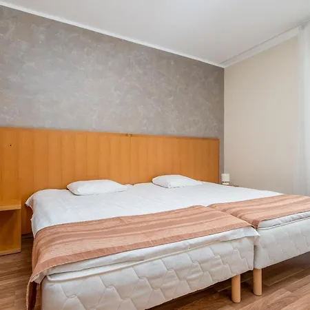 شقة فندقية Adelle Viru Keskuses, 9-th Floor 3*