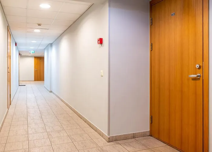 Adelle Viru Keskuses, 9-th Floor Aparthotel 3*