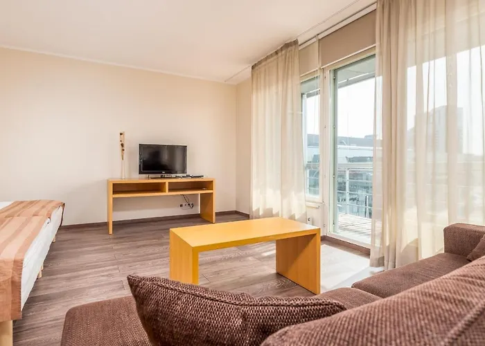 Adelle Viru Keskuses, 9-th Floor Апарт-отель Таллин