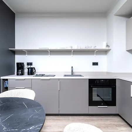 Adelle Viru Keskuses, 9-th Floor Lejlighedshotel 3*